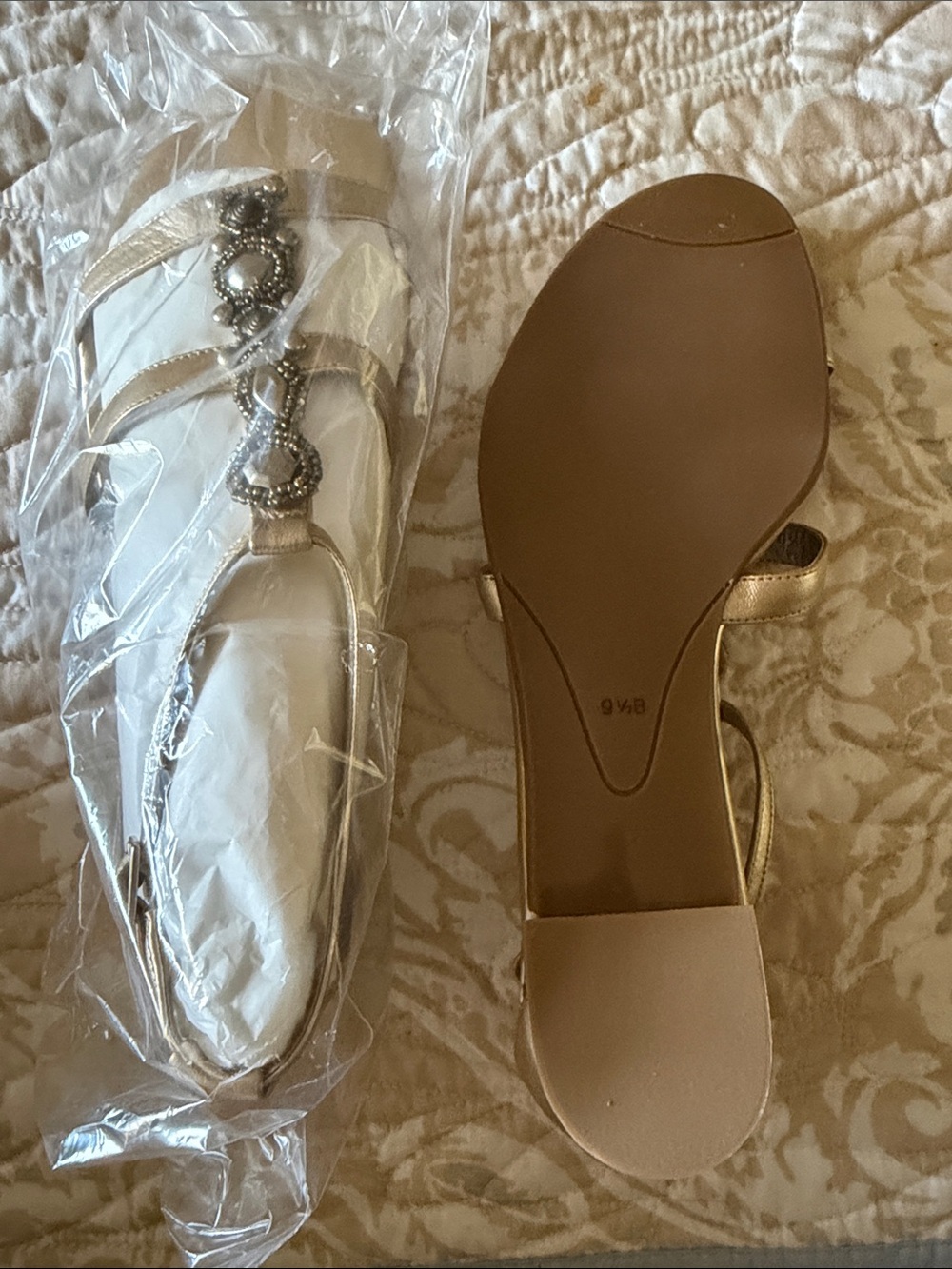 Talbots Gold Sandals - Picture 2 of 3